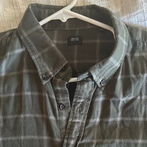 Uniqlo Men's Olive Checkered Shirt